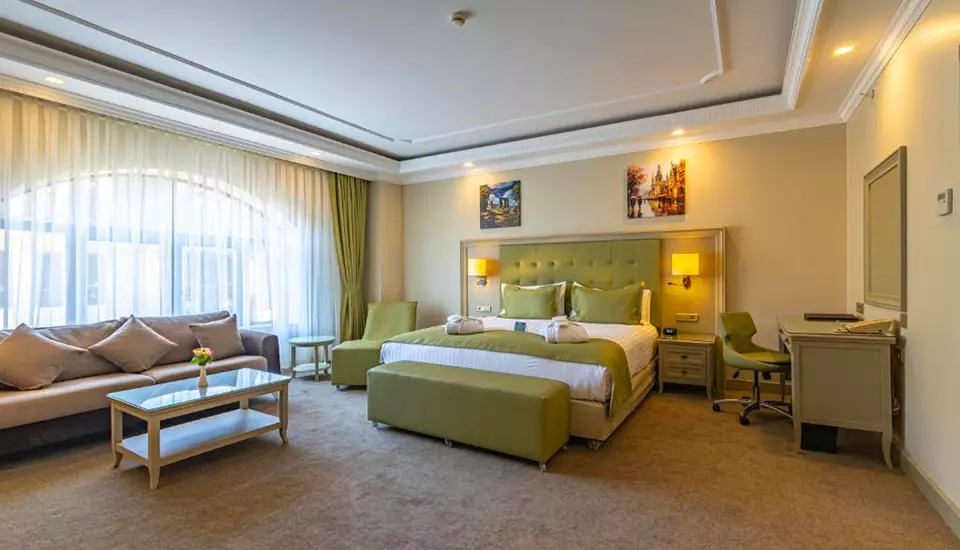 هتل دیوان سوییتس باتومی